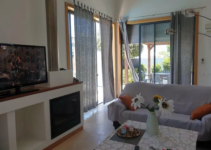 Oura V4 Marisa With Private Pool * אלבופיירה